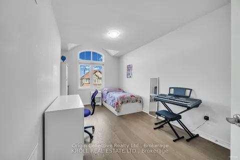 26 Frederick Taylor Way, ON L0G 1M0