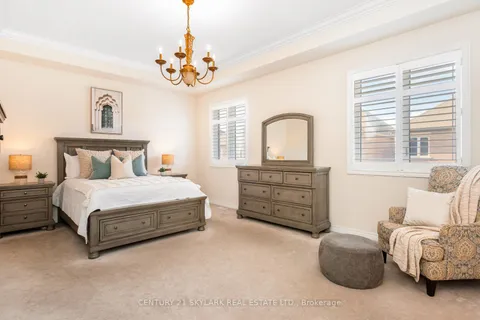 20 Nocturne Avenue, ON L4H 4H9