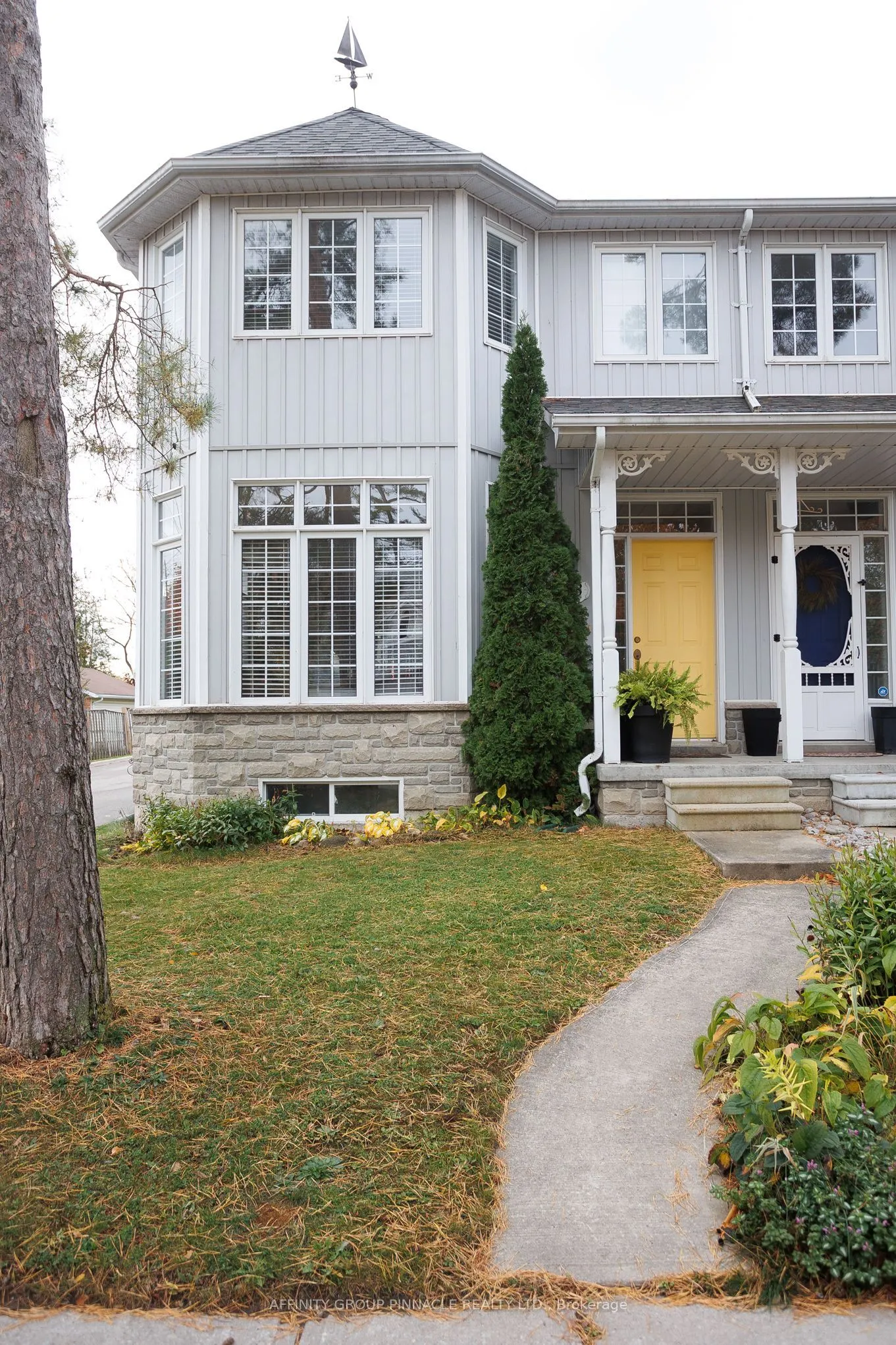 983 Lake Drive, ON L0E 1L0