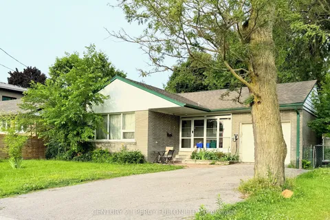 272 Conestoga Avenue, ON L4C 2H2