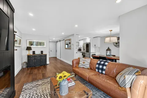 107 Albert Street, ON L9R 1G3