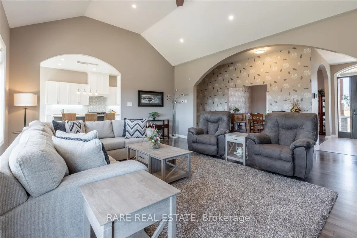 9157 30th Side Road, ON L0M 1M0