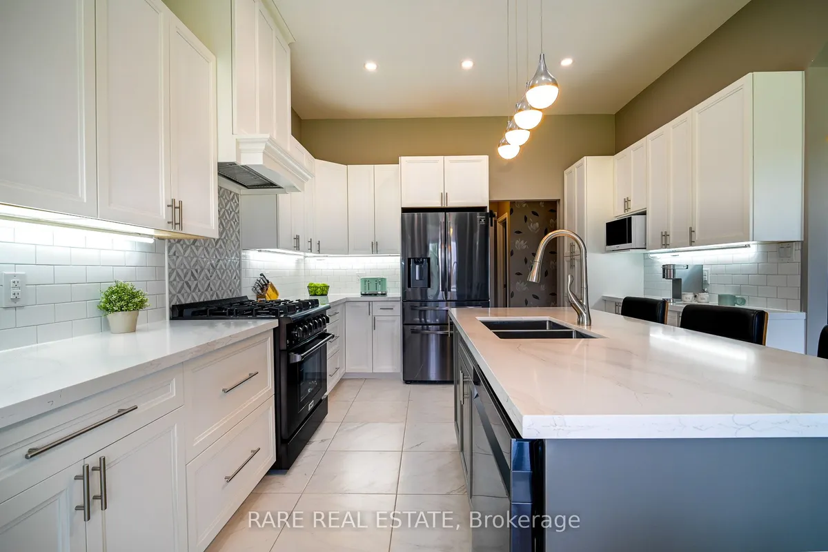 9157 30th Side Road, ON L0M 1M0