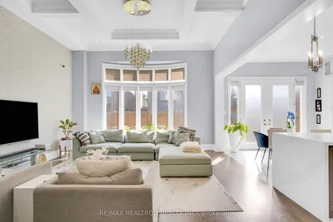 15 Cannes Avenue, ON L4L 1A6