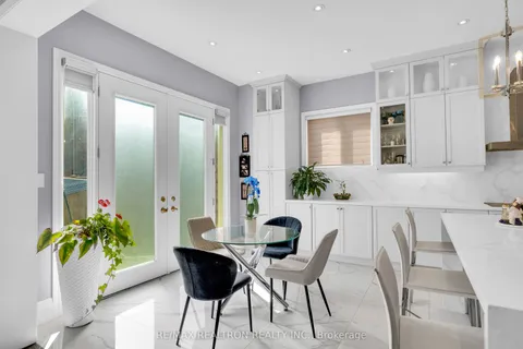 15 Cannes Avenue, ON L4L 1A6