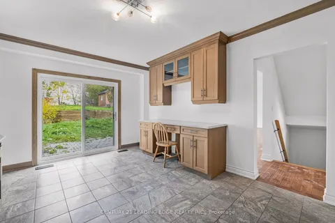 34 Mitchell Avenue, ON L4A 7X3