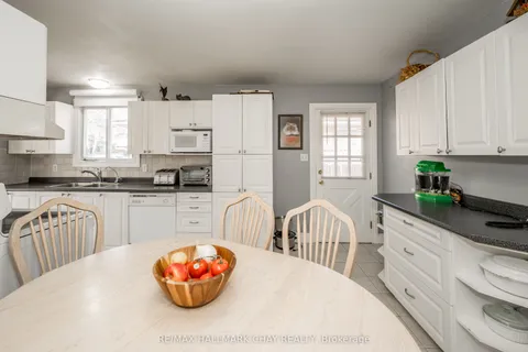 28 Brown Street, ON L0G 1W0