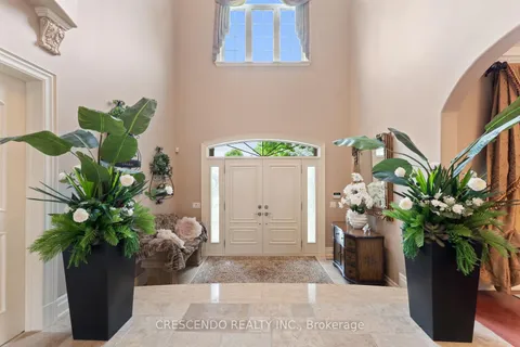 2 Prince Adam Court, ON L7B 1M1