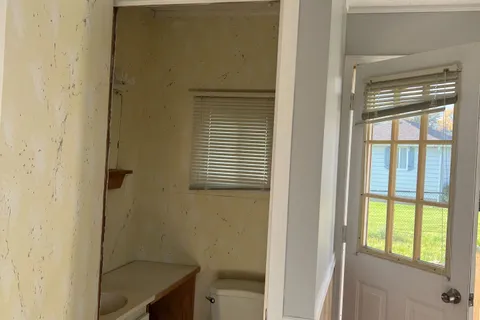 8 Island Drive, ON L0E 1S0