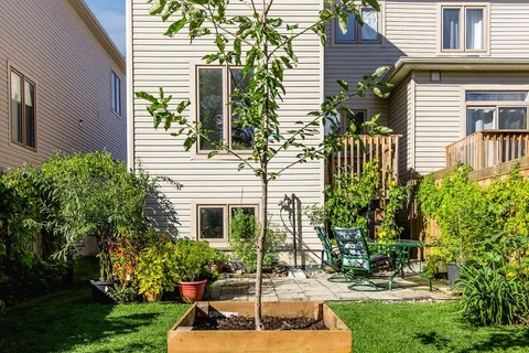 49 Greenwood Drive, ON L3W 0N5