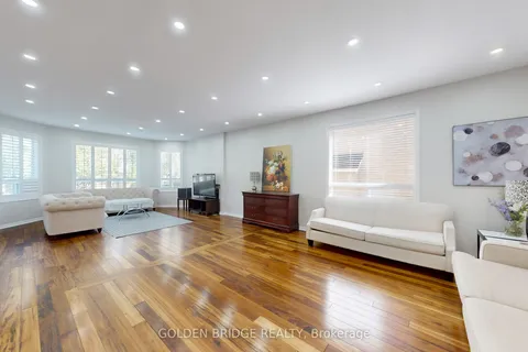 158 Worthington Avenue, ON L4E 4N7