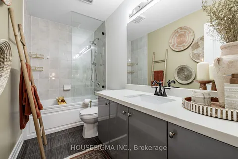 46 Vedette Way, ON L4H 4K3