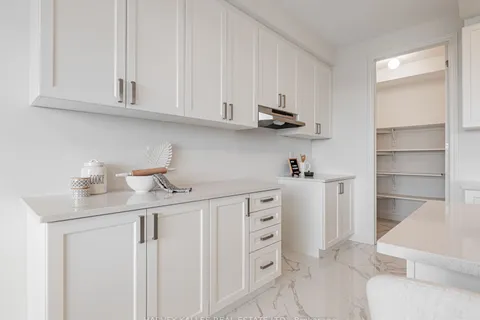 39 Sandhill Crescent, ON L0G 1W0