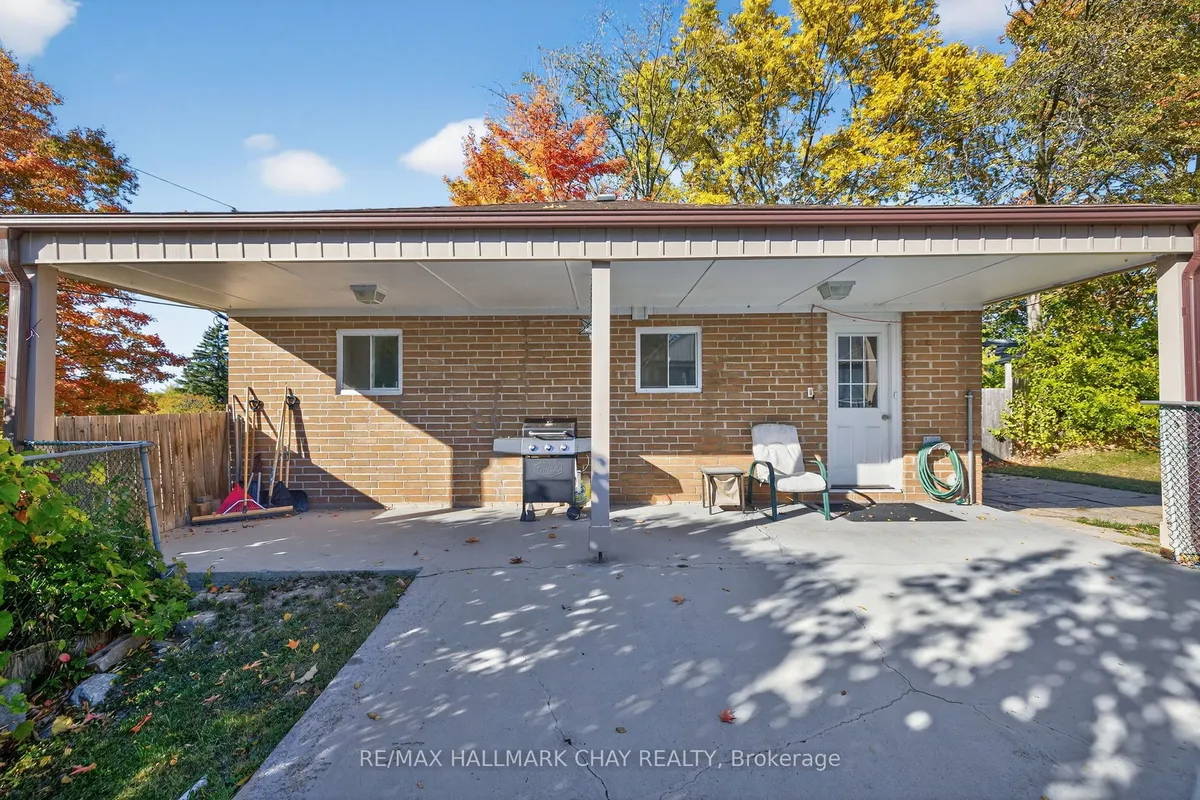 39 Highfield Crescent, ON L4P 3C8