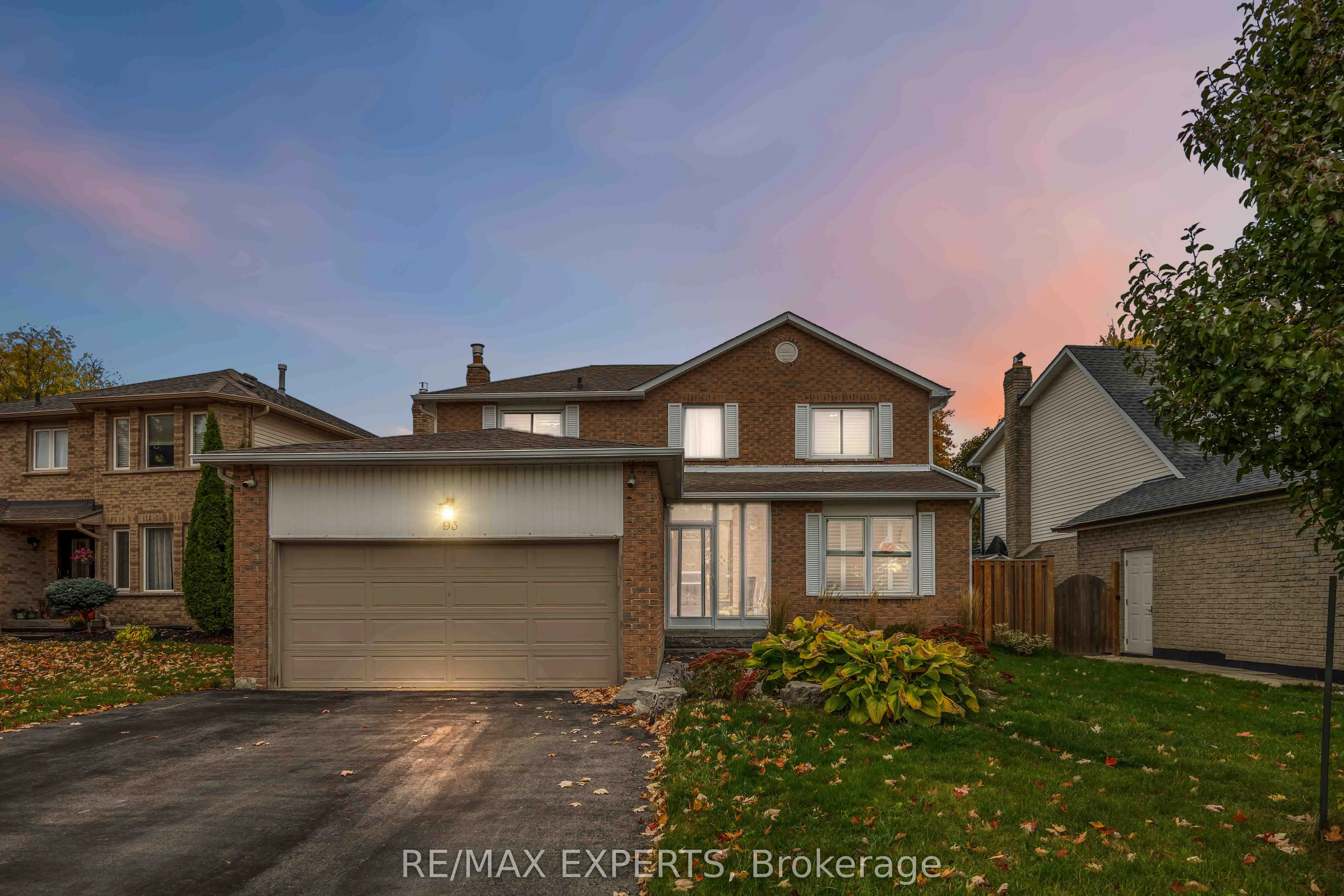 93 Stiver Drive, ON L3Y 7W2