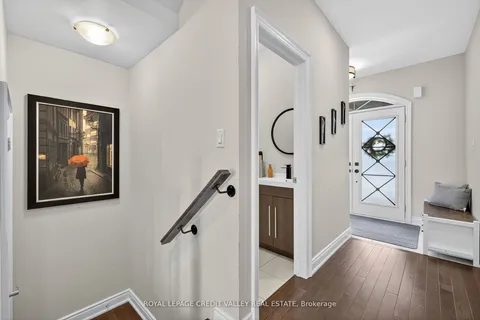 29 Janes Crescent, ON L9R 0T2