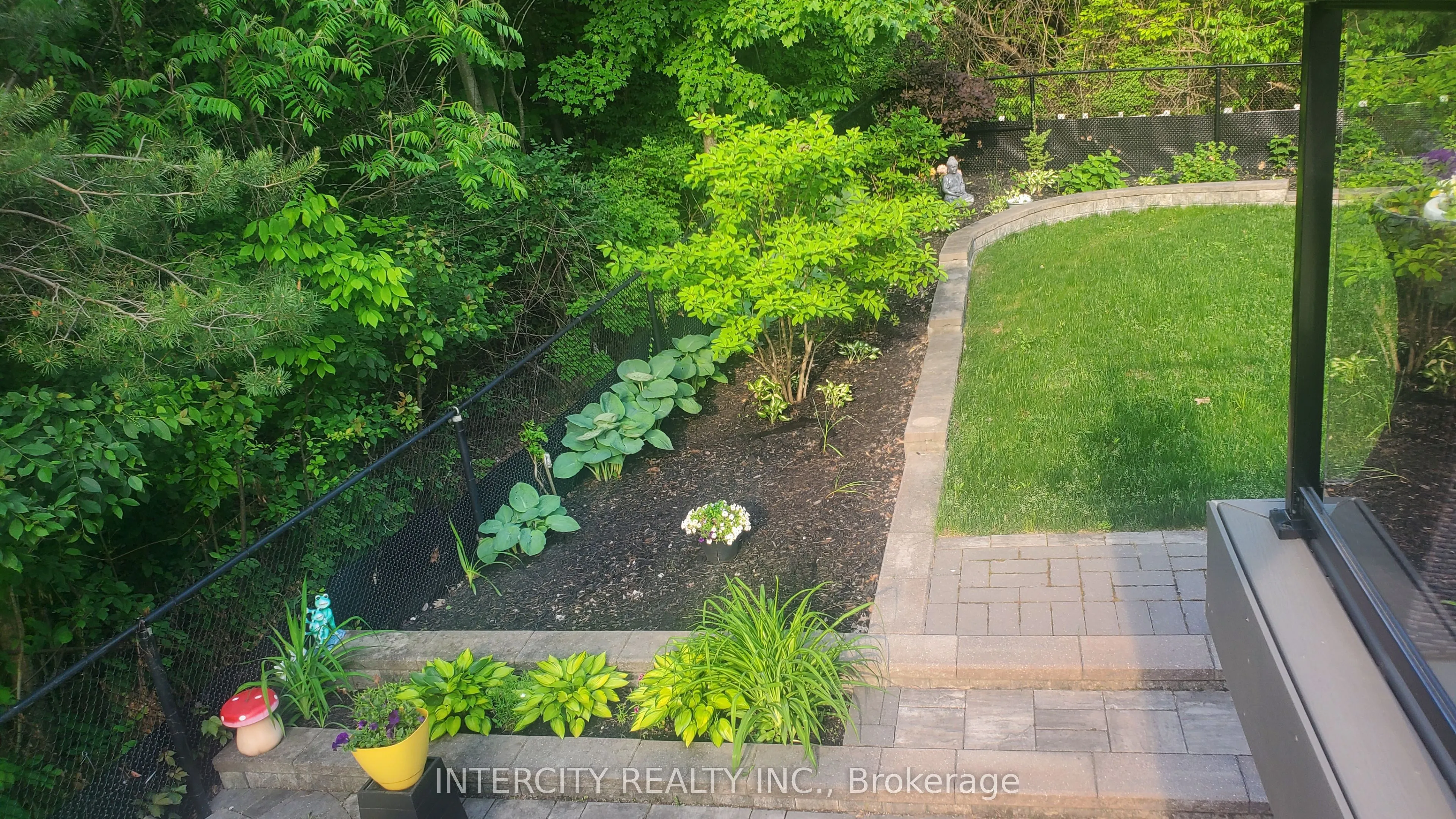 23 Halo Court, ON L6A 4L3