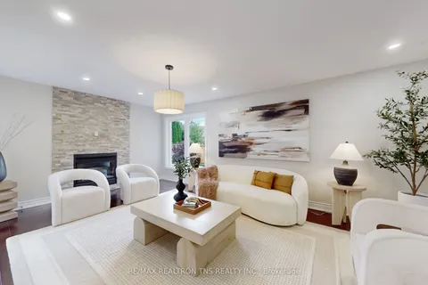 501 Palmer Avenue, ON L4B 3B9