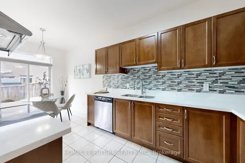 73 Coleluke Lane, ON L3S 0B8