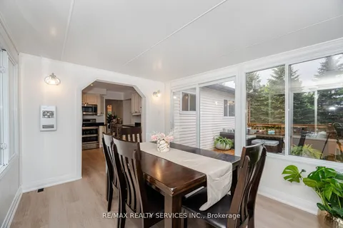 15 Berkar Street, ON L0M 1B3