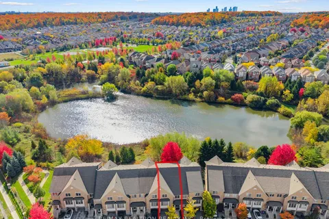 8900 Bathurst Street, ON L4J 8A7