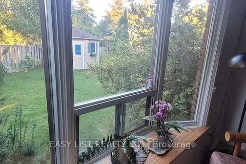 15 Miles Court, ON L4C 5P7