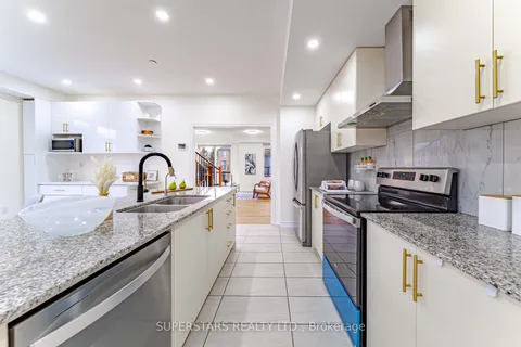 93 Drover Circle, ON L4A 4X2