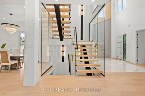 838 Elmwood Street, ON L4P 3E9