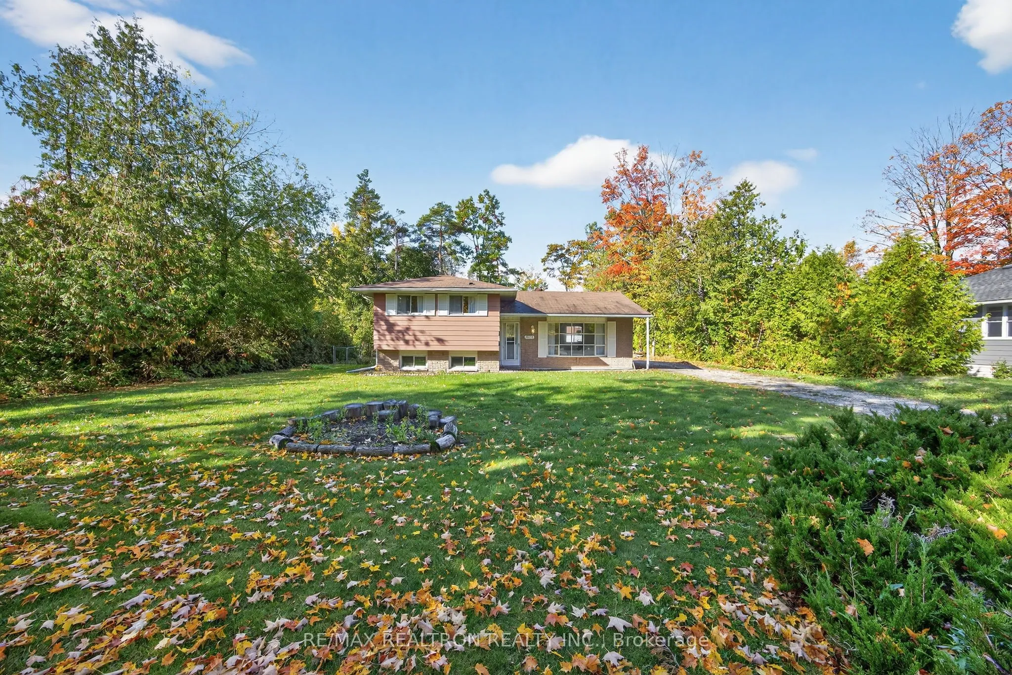 3656 Maple Grove Road, ON L9S 3B2