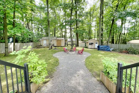 203 Park Avenue, ON L9N 1J7