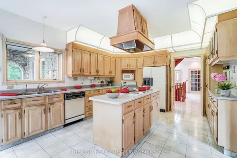 99 Birch Avenue, ON L4C 6C5