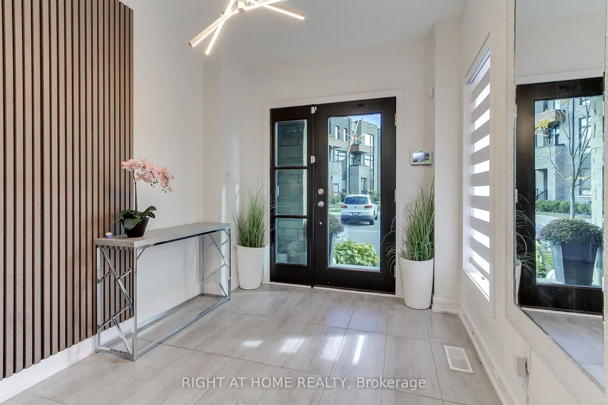 14 Pageant Avenue, ON L4H 4R3