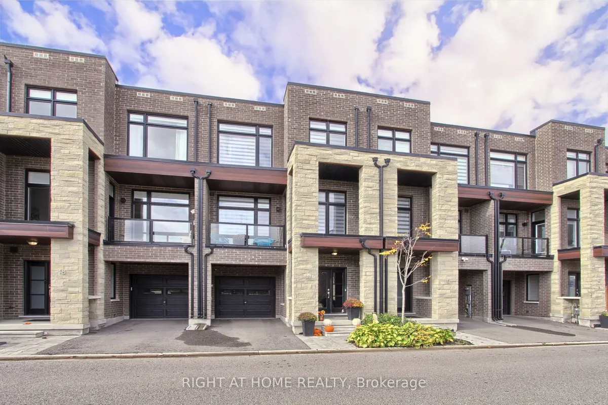 14 Pageant Avenue, ON L4H 4R3