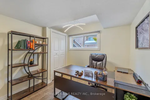 17 Beckett Avenue, ON L9N 1E6