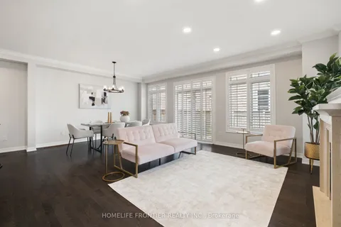 38 William Graham Drive, ON L4G 0V7