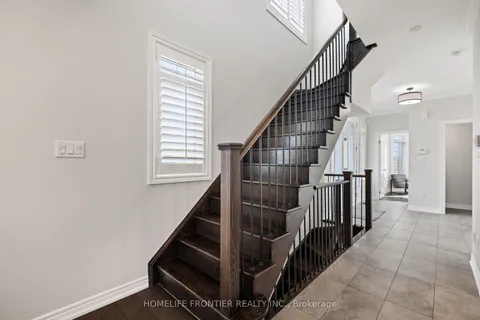 38 William Graham Drive, ON L4G 0V7