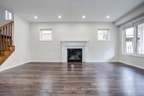 9 Whiterose Lane, ON L4A 3A4