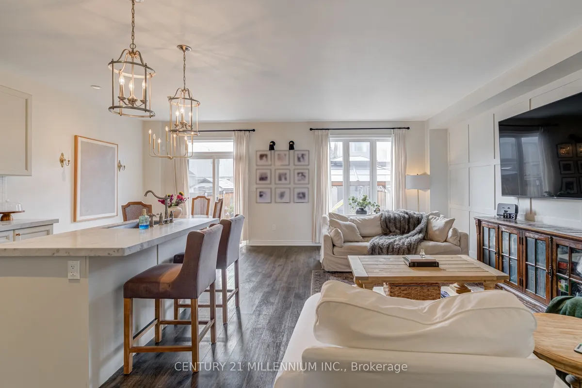 21 Weaver Terrace, ON L0G 1W0