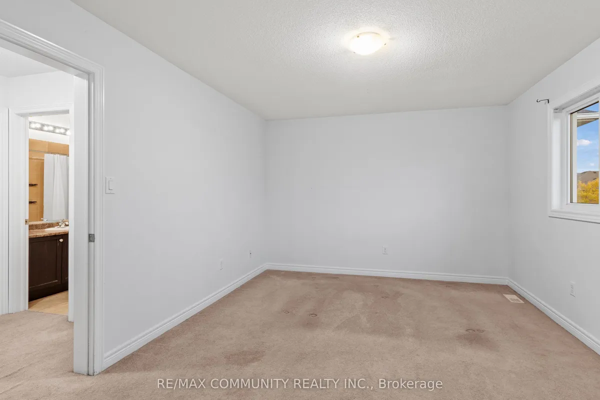 83 Swenson Street, ON L9R 1V2