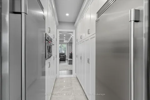 47 Hall Street, ON L4C 4N7