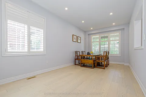 9 Longwood Avenue, ON L4E 4B1