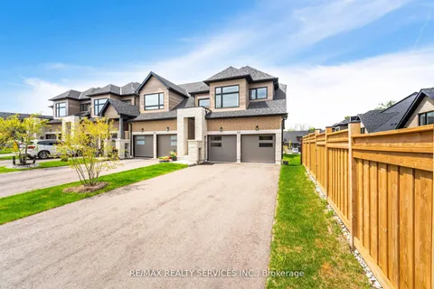 8 Lois Torrance Trail, ON L9P 0R9