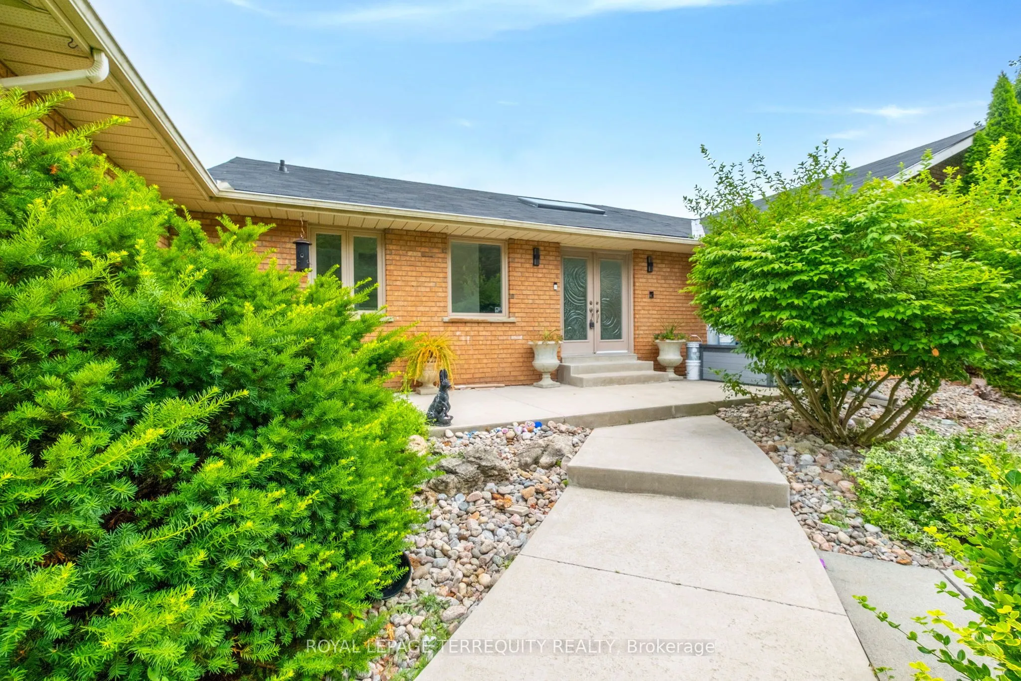 1041 15th Side Road, ON L0G 1T0