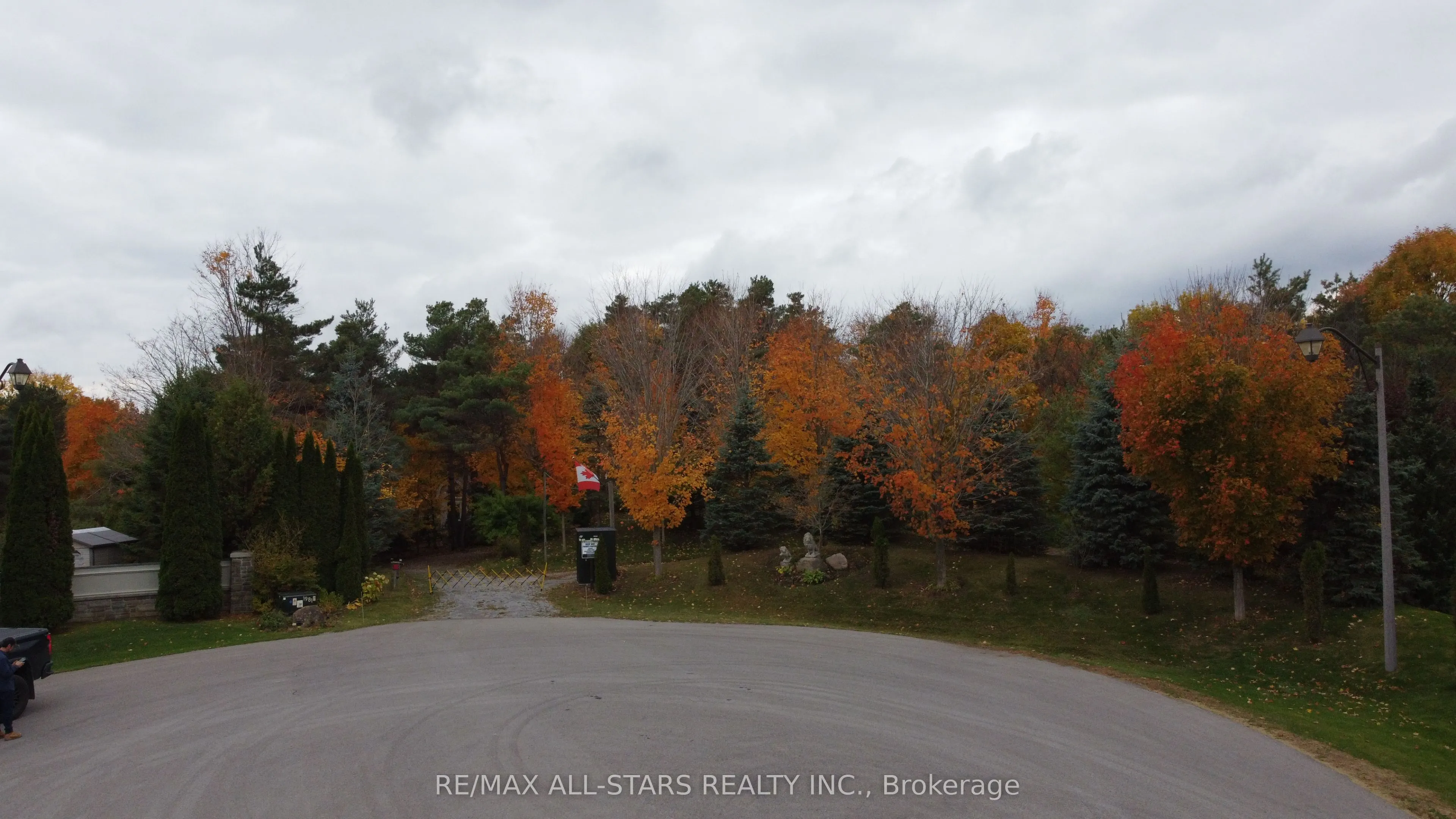 26 Cranborne Chase, ON L4A 0C6