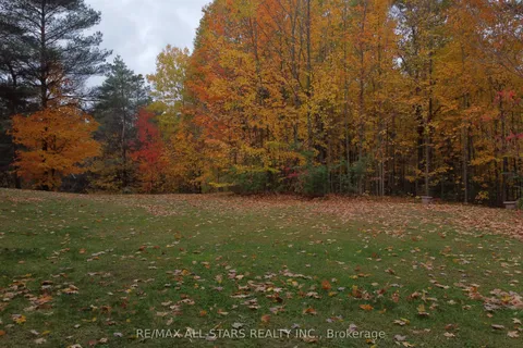 26 Cranborne Chase, ON L4A 0C6