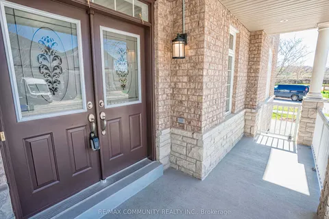 42 Reginald Lamb Crescent, ON L6B 0B5