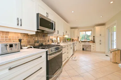 2129 Chantler Street, ON L9S 1B4