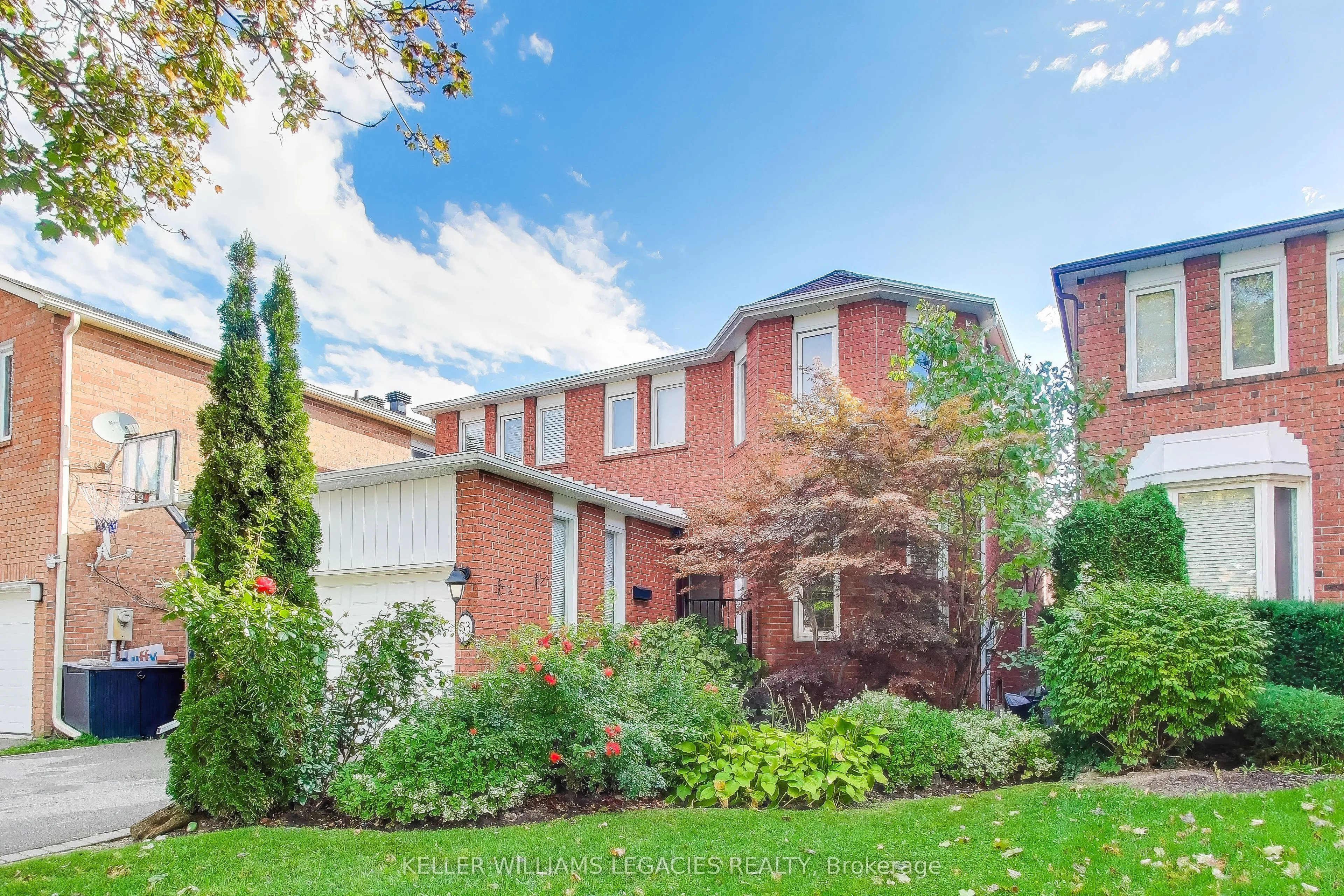 53 Millcroft Way, ON L4J 6P2