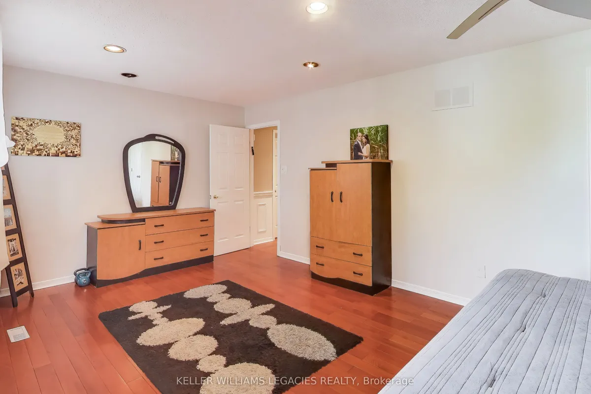 53 Millcroft Way, ON L4J 6P2