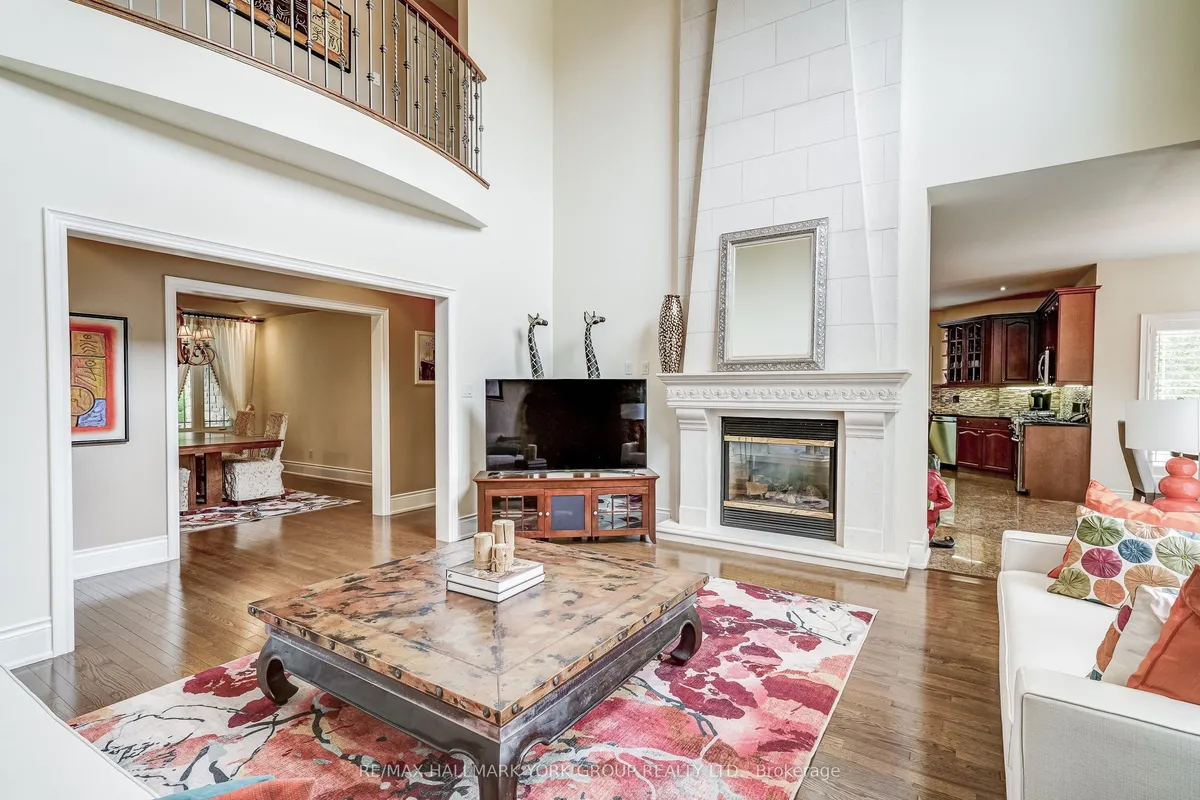 17 Duncton Wood Crescent, ON L4G 7T4